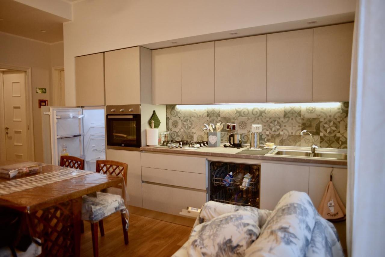 Apartamento Brezza Marina Roma Exterior foto